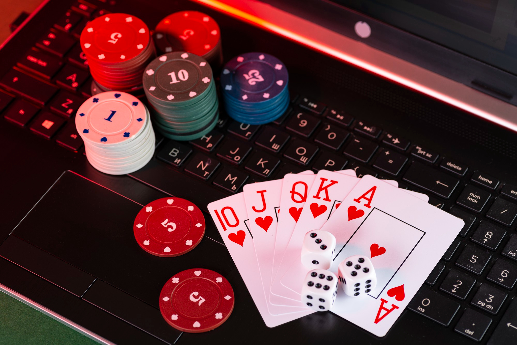 Bitcoin poker options continue growing with more flexible playing styles